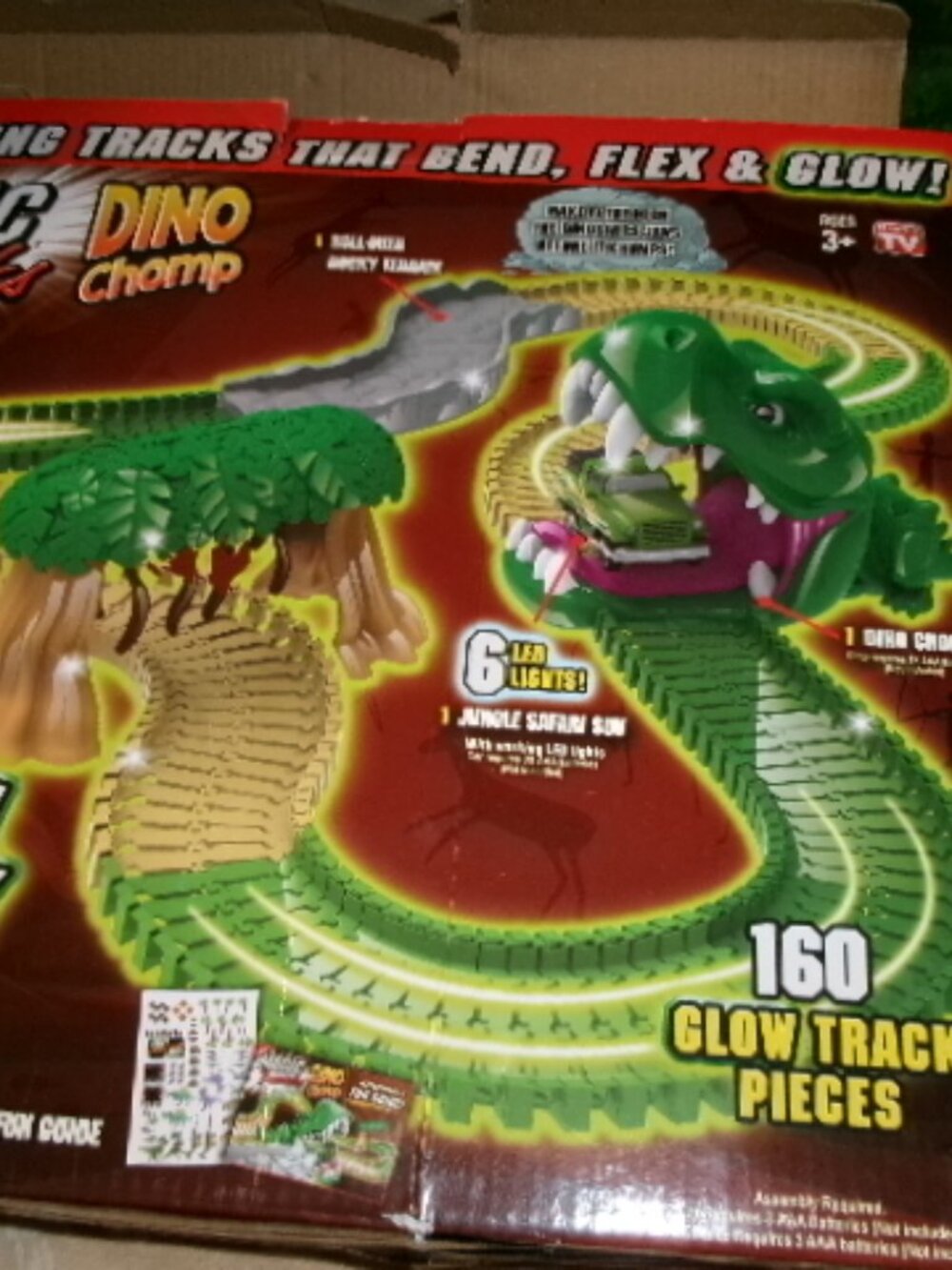 as seen on tv tracks only in box 6 ft glow in the dark tracks